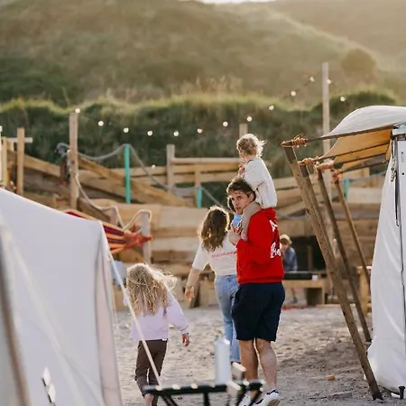 Beachcamp Bloemendaal Surf *