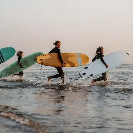 Beachcamp Bloemendaal Surf * Overveen