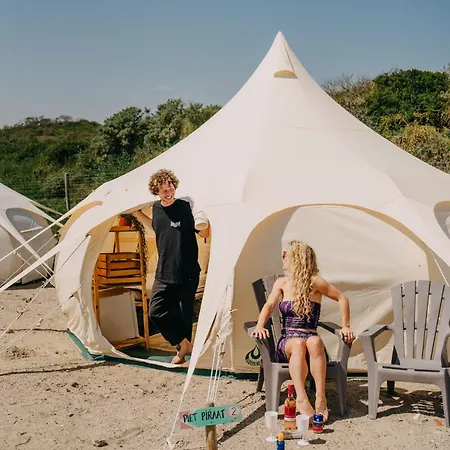 Beachcamp Bloemendaal Surf *